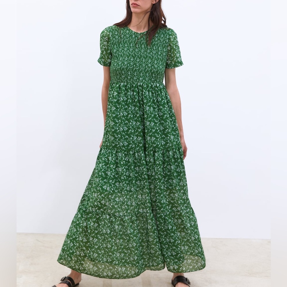 Zara Green Smocked Floral Print Blogger Favorite Modest Maxi Dress Size Small